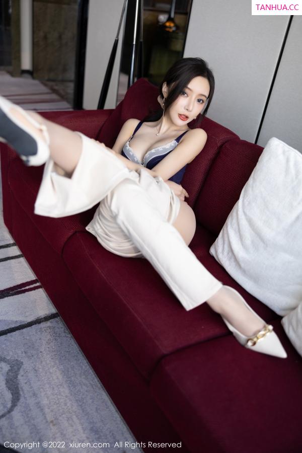 王馨瑶  [XiuRen]高清写真图 2022.12.09 No.5978 王馨瑶yanni 时尚美腿第66张图片